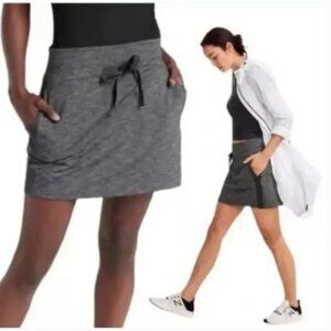 Athleta Metro Downtown Solid Heather Gray Skort Size LT